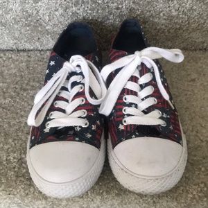 New red, white & blue Airwalk flag design tennis shoes.